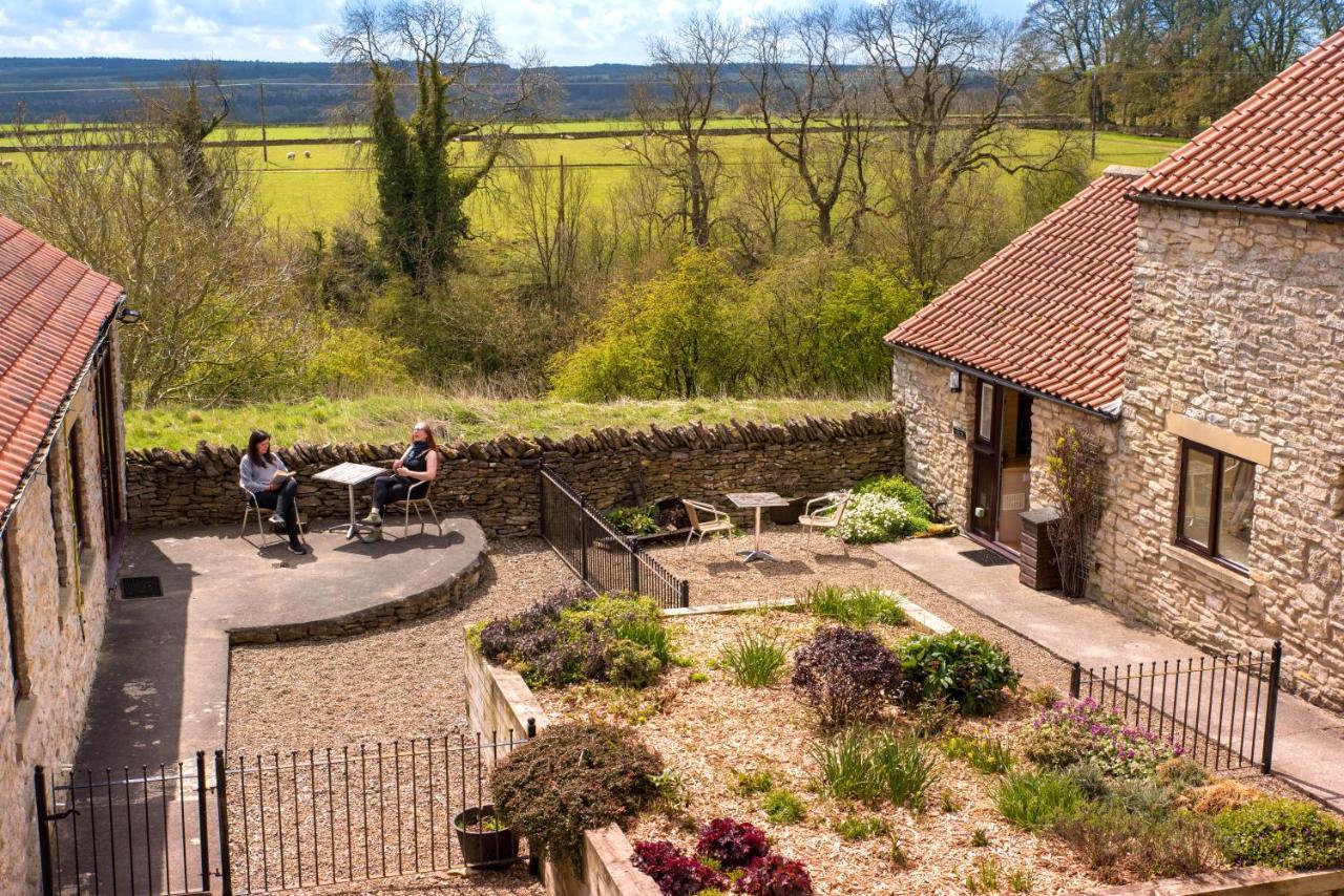 Valley View Farm Holiday Cottages ヘルムスリー エクステリア 写真