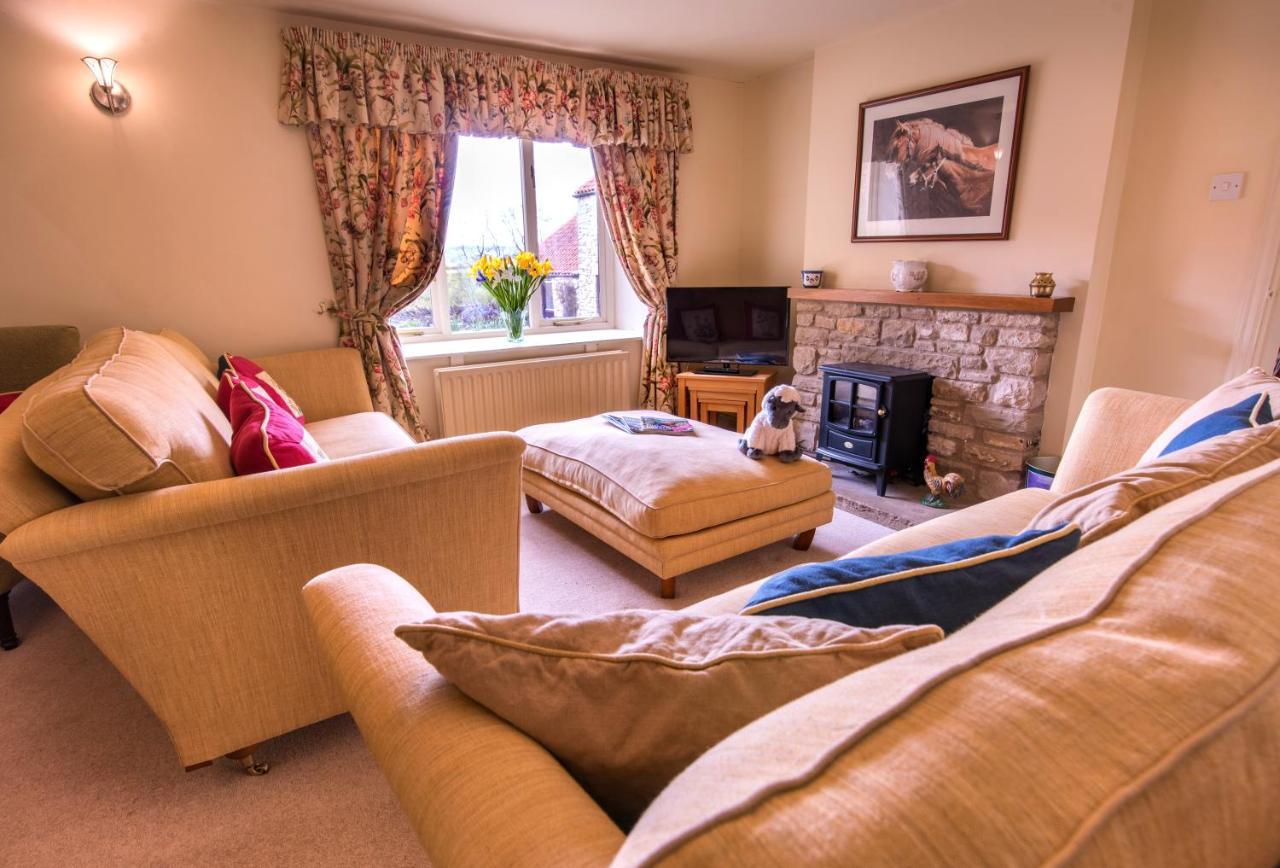 Valley View Farm Holiday Cottages ヘルムスリー エクステリア 写真