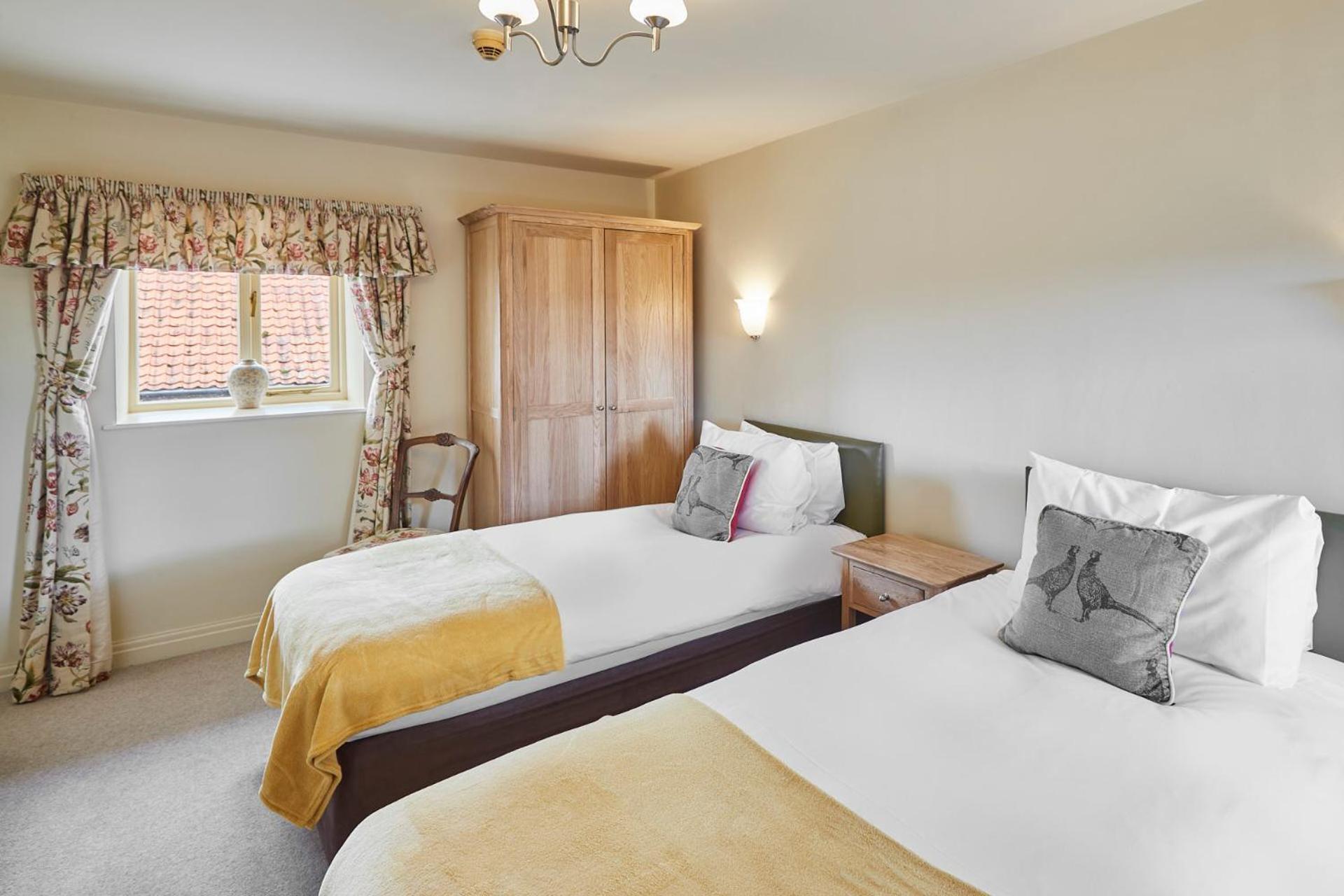 Valley View Farm Holiday Cottages ヘルムスリー エクステリア 写真