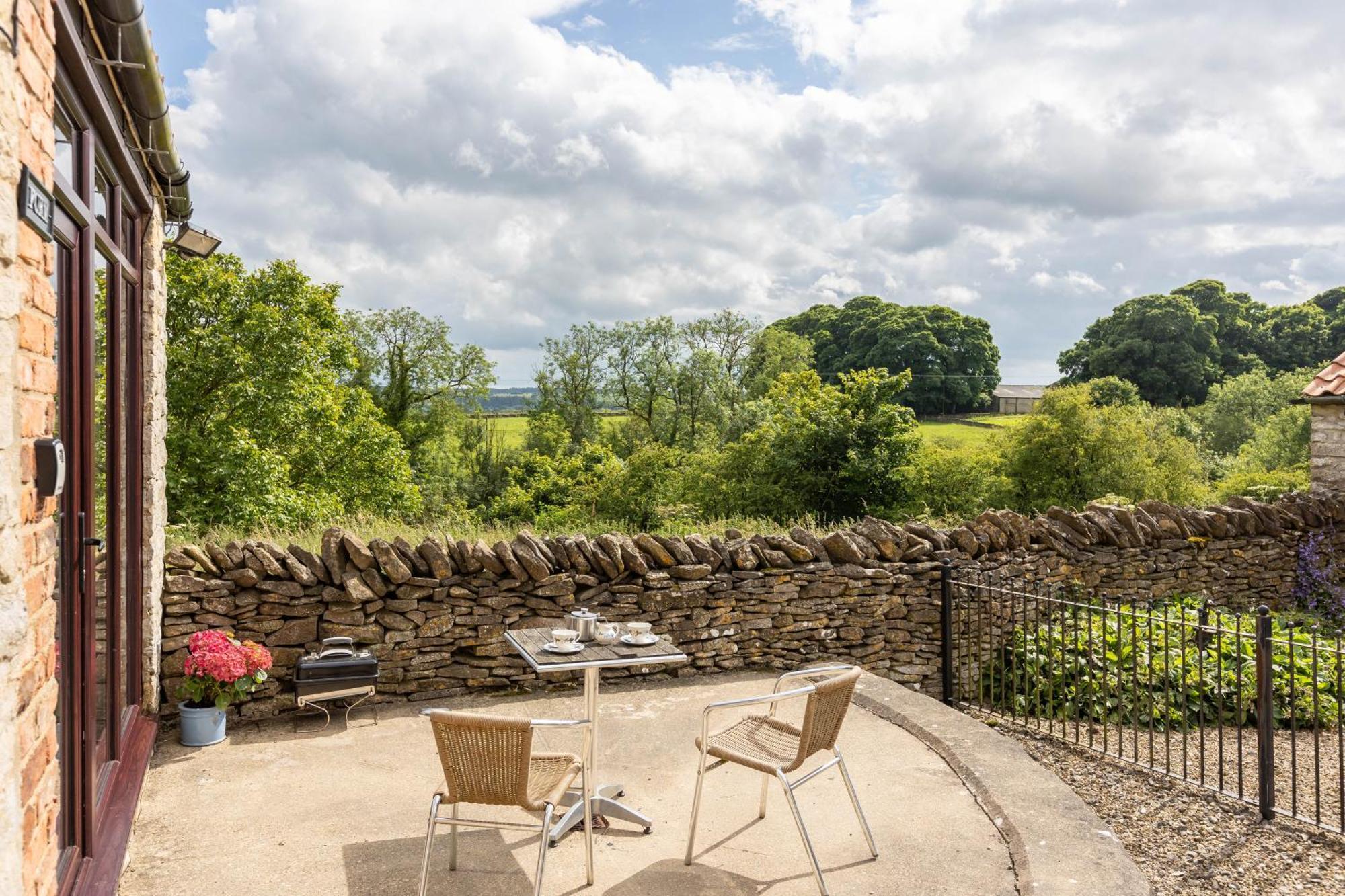 Valley View Farm Holiday Cottages ヘルムスリー エクステリア 写真
